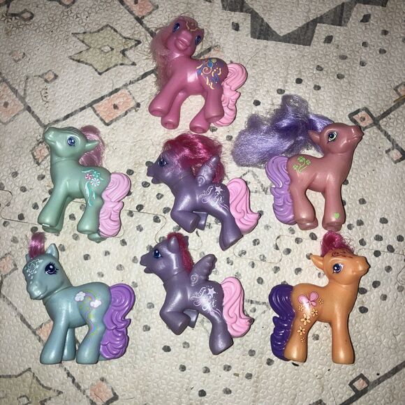 My Little Pony Ponyville Mini PVC Figure‎ Set, Poseable Collectible Toys Lot, 7 - Picture 1 of 10